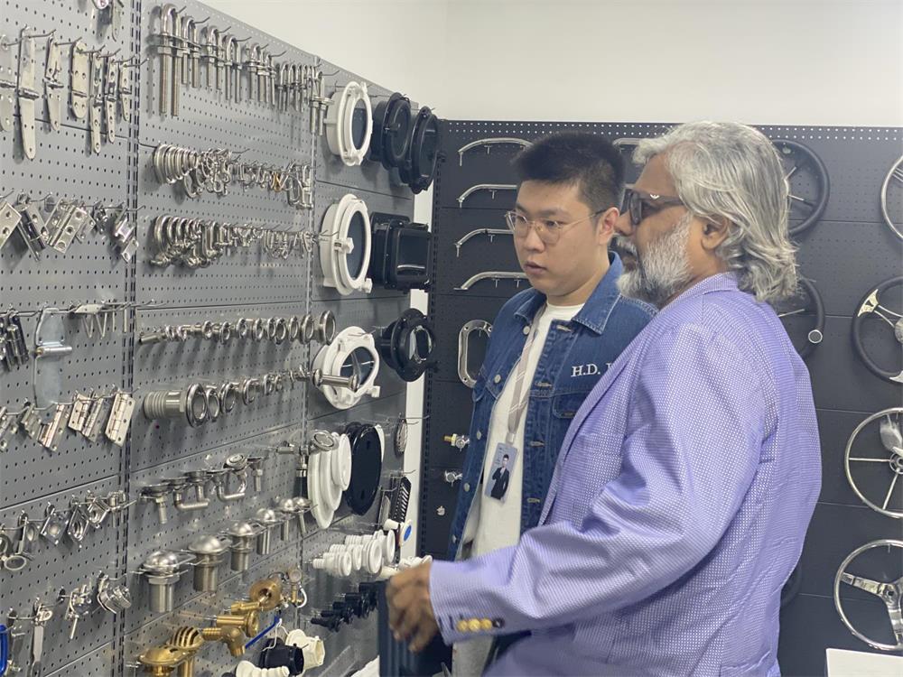 Welcome Mr. Ashkar to visit Andy Marine!